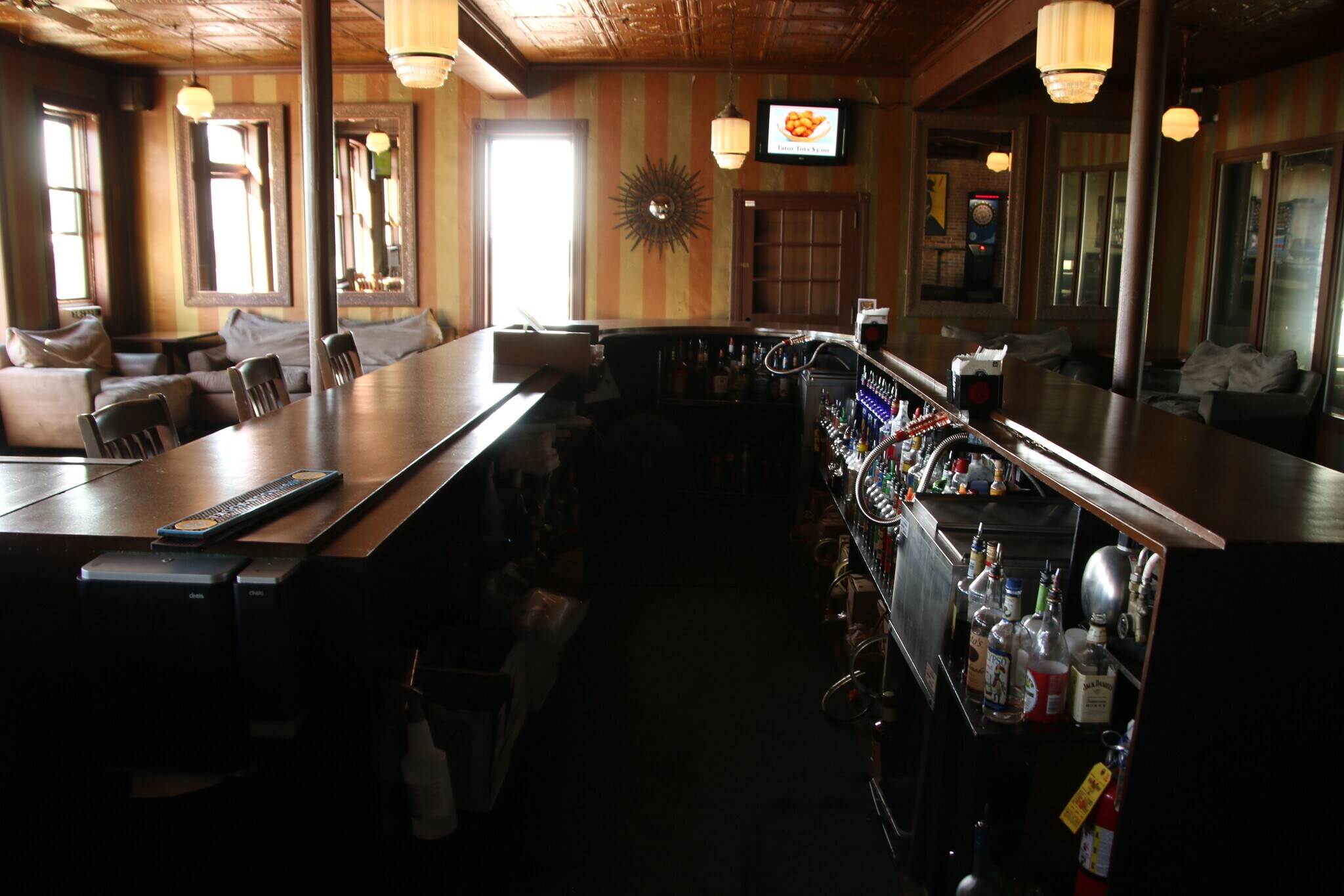 1106 Main St, Green Bay, WI 54301 XS