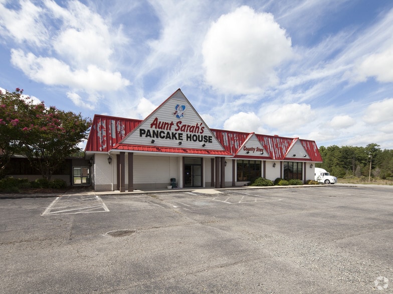 Quality Inn & Suites | Redev Opportunity portfolio of 2 properties for sale on LoopNet.com - Building Photo - Image 2 of 12