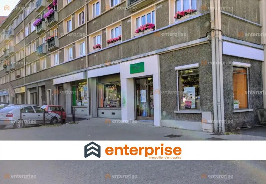 Retail in Lille for lease - Building Photo - Image 1 of 1