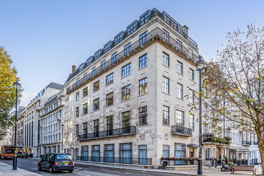 8 Cavendish Sq, London for sale - Primary Photo - Image 1 of 1