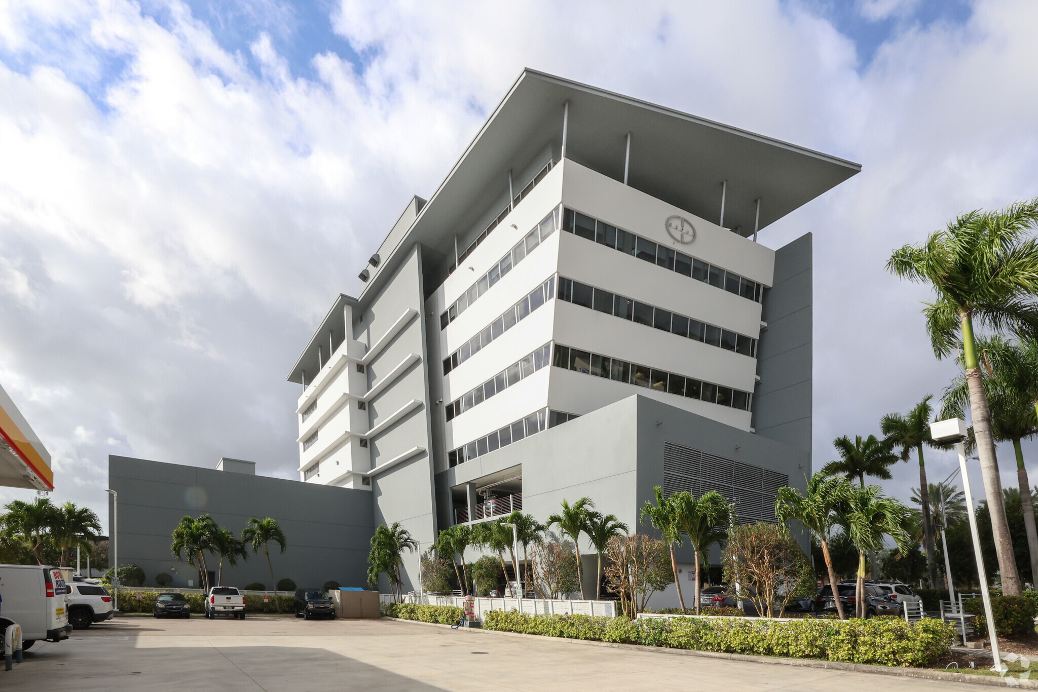 7480 SW 40th St, Miami, FL for sale Primary Photo- Image 1 of 1