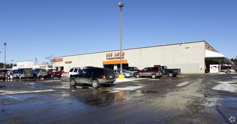 795-797 Roosevelt Trl, Windham, ME for sale - Primary Photo - Image 1 of 1