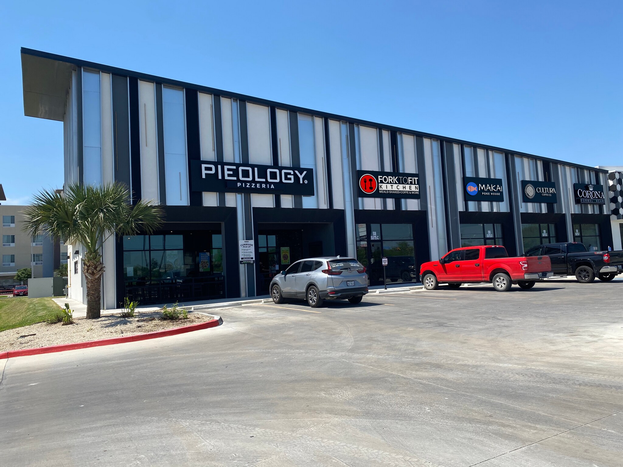 508 W Trenton Rd, Edinburg, TX 78539 Trenton Plaza