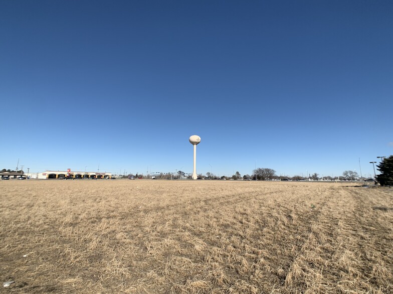 Plum Creek Pkwy, Lexington, NE 68850 | LoopNet