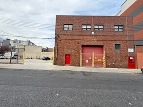 15011 Guinzberg Rd, Jamaica, NY for lease Building Photo- Image 1 of 9
