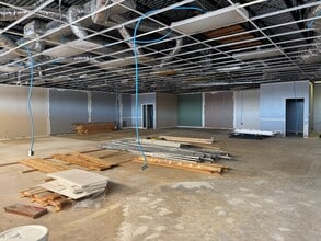 12134 US Hwy 19, Hudson, FL for lease Interior Photo- Image 2 of 6