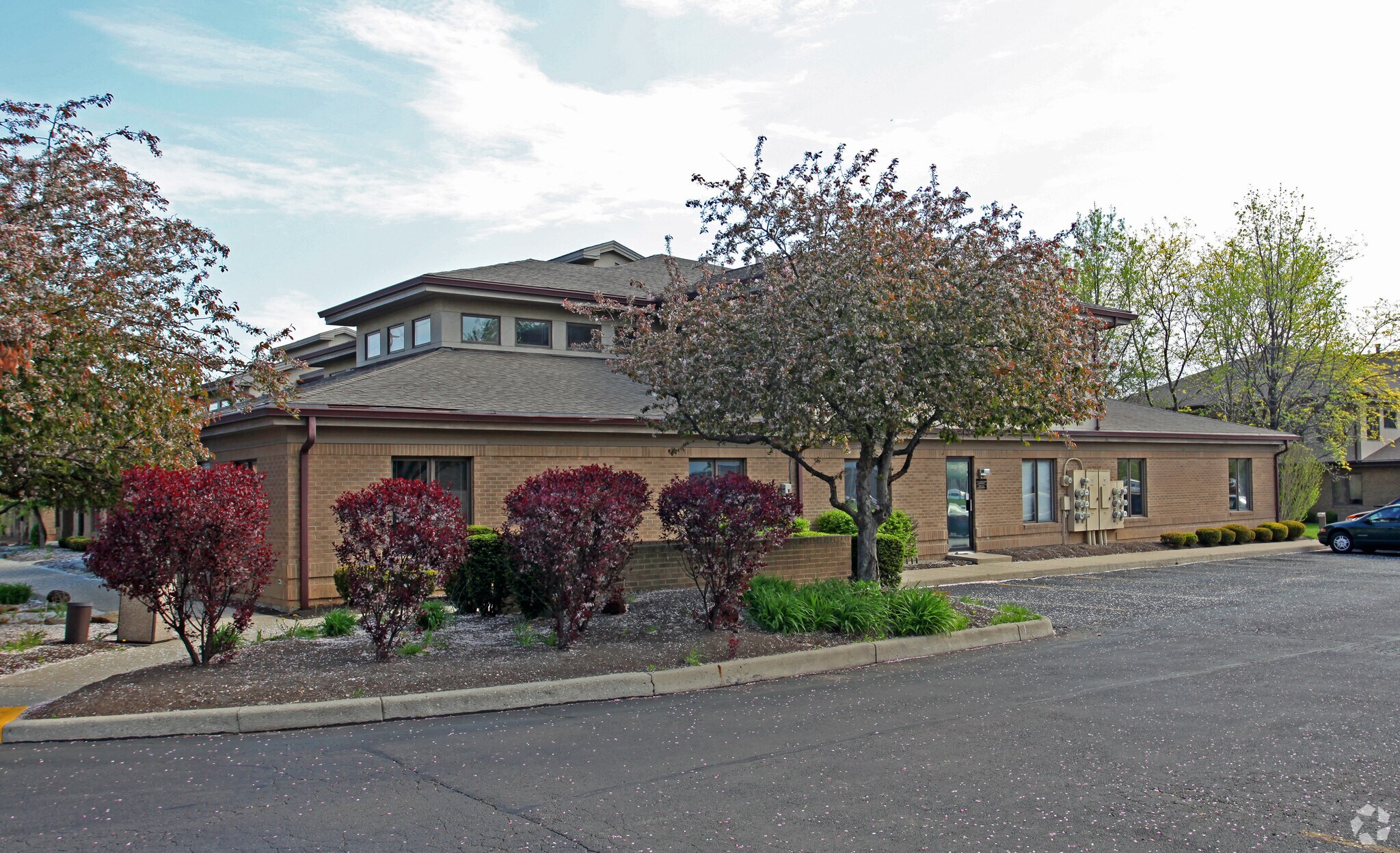 6804-6838 Loop Rd, Centerville, OH for sale Building Photo- Image 1 of 1