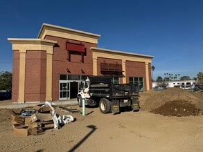 1590 Magnolia Ave, Corona, CA for lease Interior Photo- Image 1 of 7