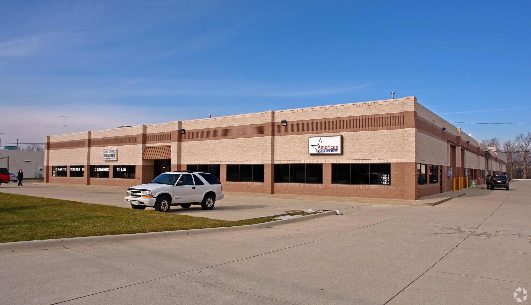 14819-14841 32 Mile Rd, Romeo, MI for sale Primary Photo- Image 1 of 1