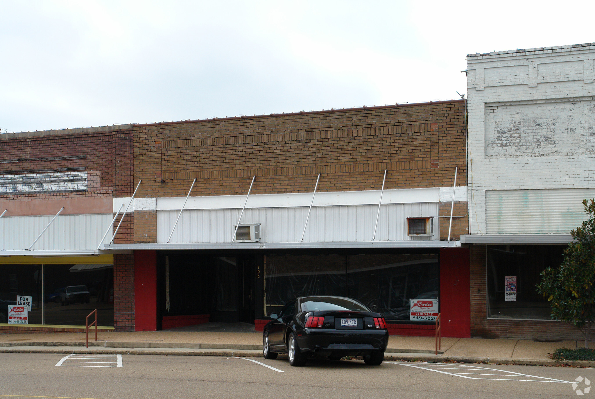 106 N Main Ave, Magee, MS for sale Primary Photo- Image 1 of 1