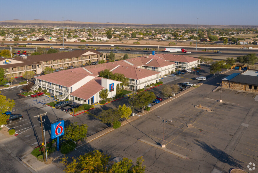 6015 Iliff Rd NW, Albuquerque, NM for sale - Building Photo - Image 2 of 7