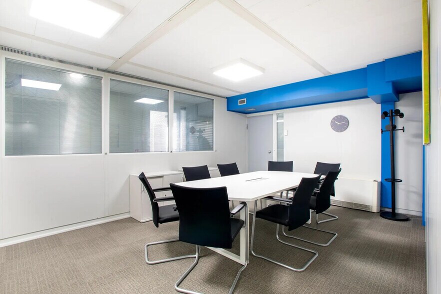 20 Place Des Halles, Strasbourg for lease - Building Photo - Image 3 of 18