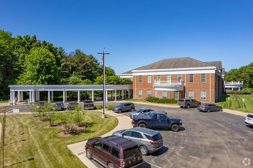 6938 Elm Valley Dr, Kalamazoo, MI 49009 Office for Lease