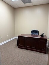 110 Habersham Dr, Fayetteville, GA for lease Interior Photo- Image 1 of 1
