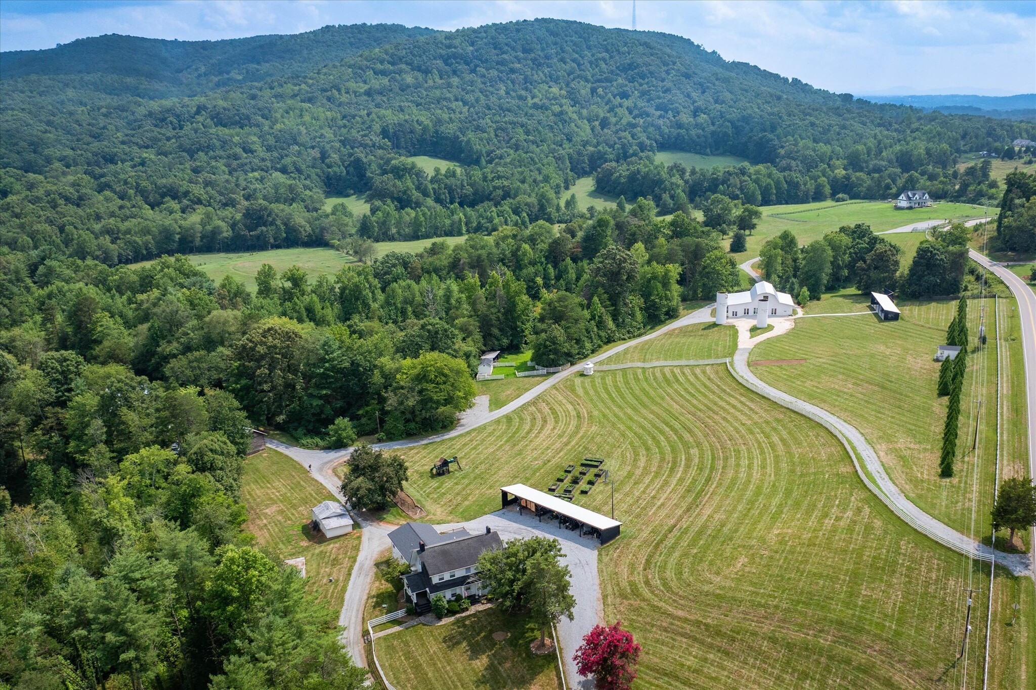 171 NC Highway 127, Taylorsville, NC 28681 - 72 Ac.Ellendale Farm Venue ...