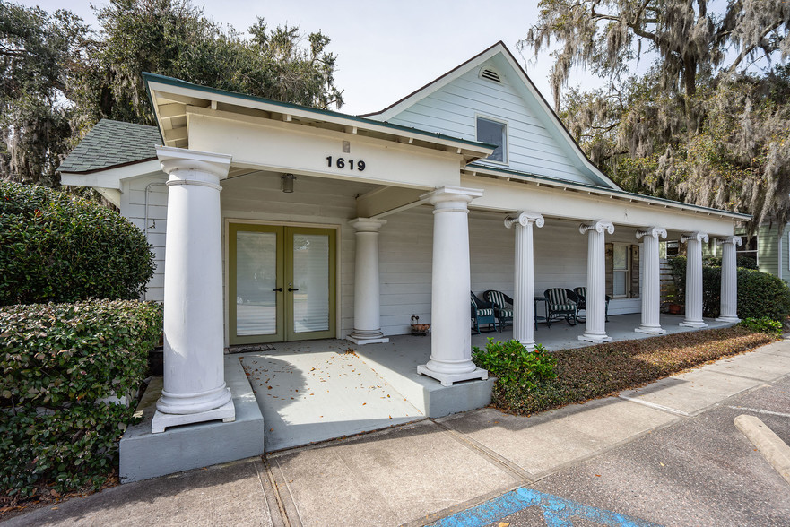 1619 Paris Ave, Port Royal, SC for sale - Building Photo - Image 1 of 1