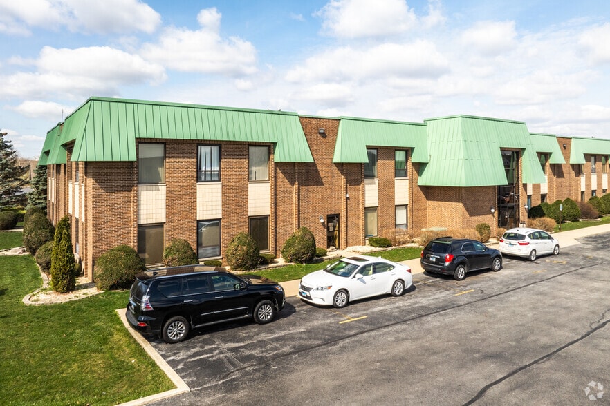 7350 W College Dr, Palos Heights, IL for lease - Building Photo - Image 2 of 5