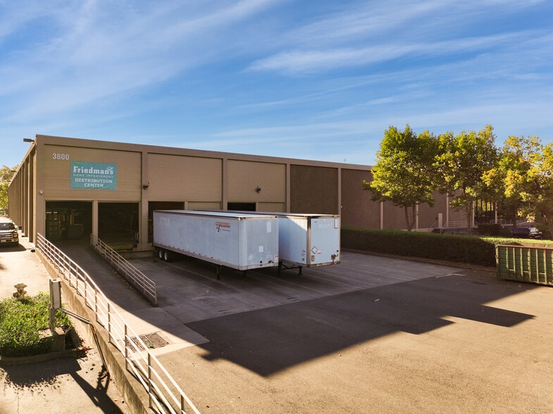3800 Lakeville Hwy, Petaluma, CA for lease - Building Photo - Image 3 of 6