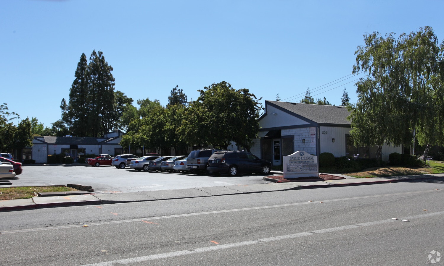 829 Rosemarie Ln, Stockton, CA 95207