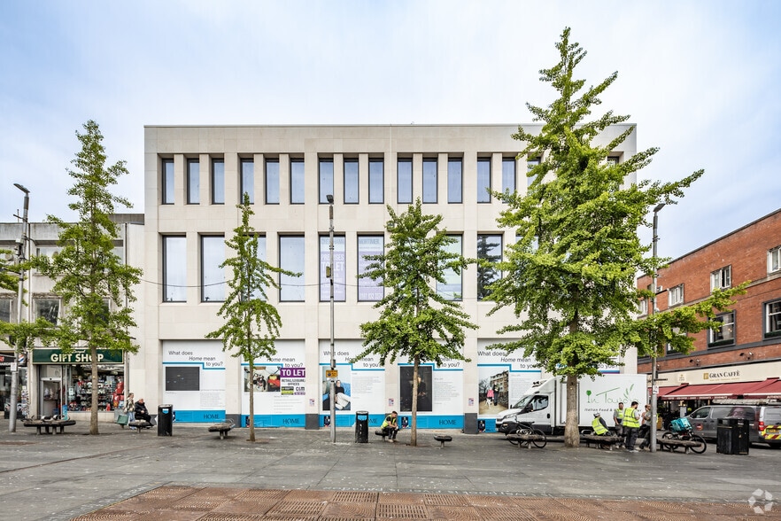 21-25 Williamson Sq, Liverpool for lease - Building Photo - Image 2 of 2