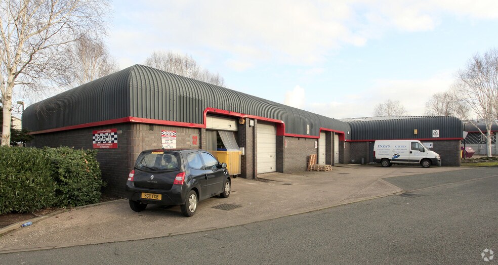 Wharf Industrial Estate, Warrington for sale - Primary Photo - Image 1 of 1
