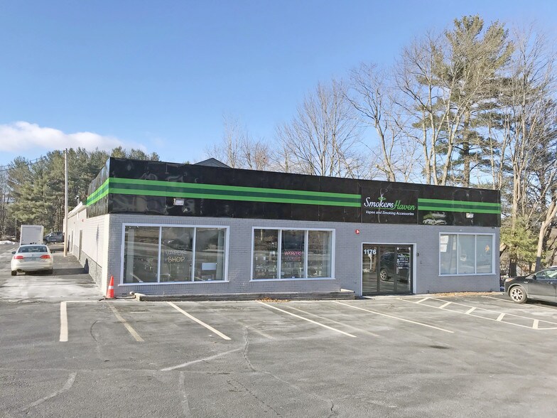 1176 Hooksett Rd, Hooksett, NH 03106