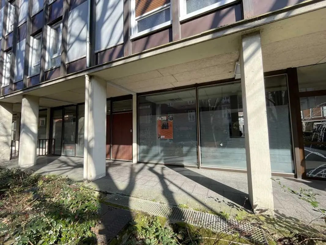 Office in Rouen for sale Building Photo- Image 1 of 9