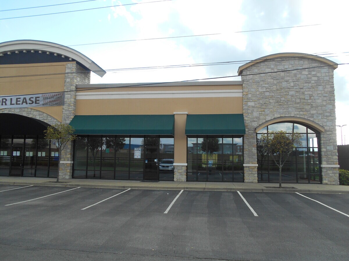 479 Lexington Ave, Versailles, KY 40383