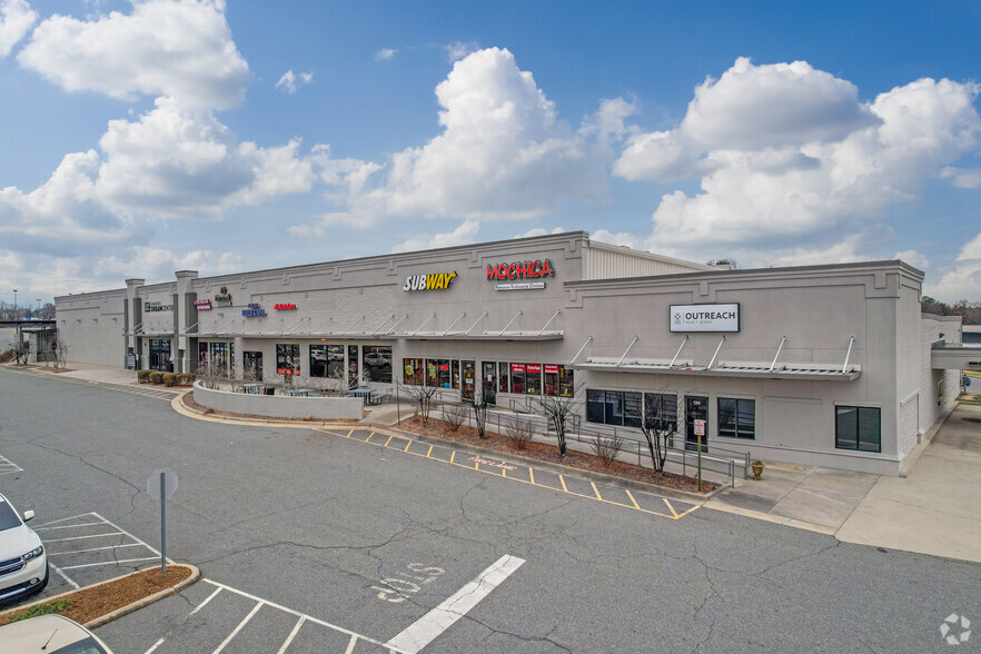 280 Concord Pky S, Concord, NC for lease - Primary Photo - Image 2 of 9