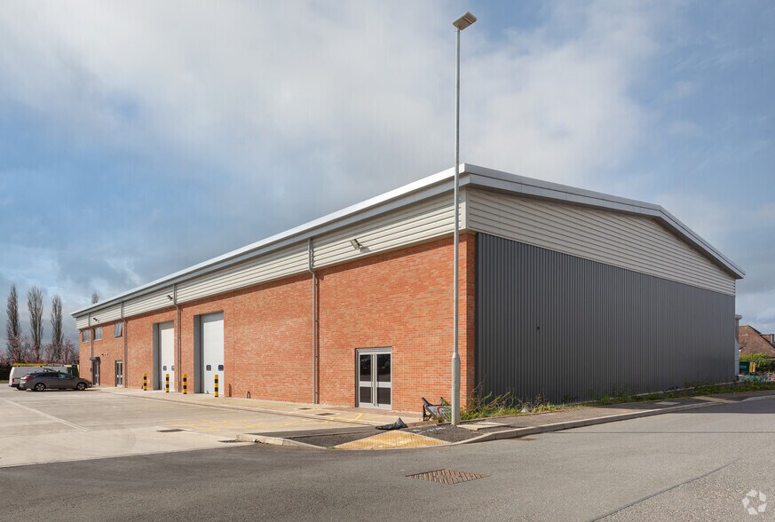 Lutterworth Rd, Leicester for sale - Primary Photo - Image 1 of 1