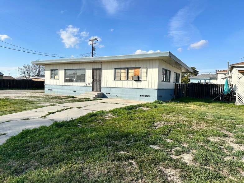 1728 Estes Ave, Corcoran, CA for sale - Building Photo - Image 2 of 3