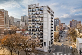 More details for 105 Rue Milton, Montréal, QC - Multifamily for Sale