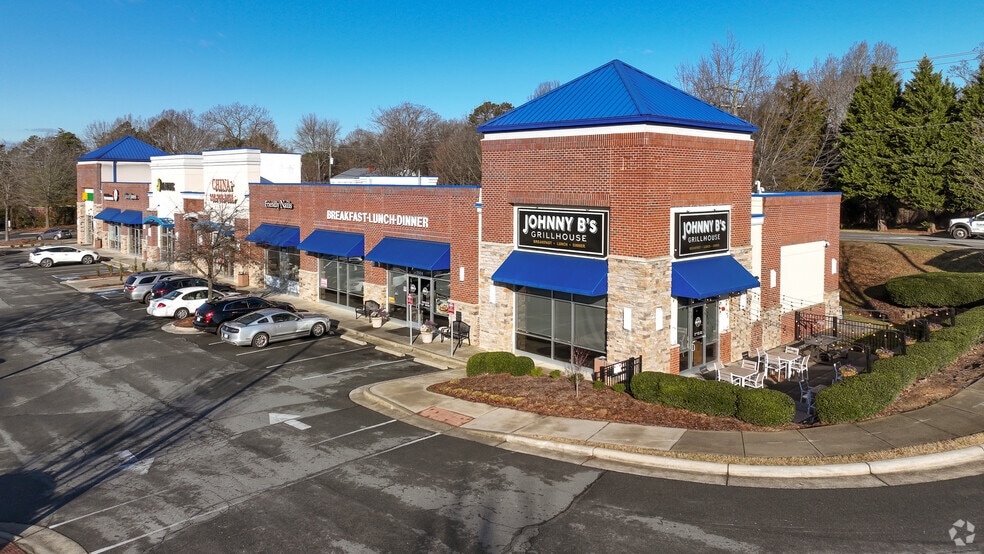 2504-2510 Somerset Center Dr, Winston-Salem, NC for sale - Primary Photo - Image 1 of 1