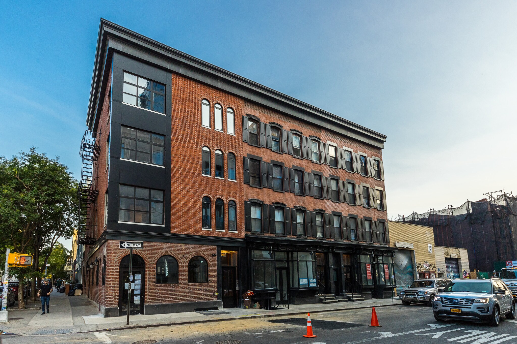 119-123 Kent Ave, Brooklyn, NY for sale Primary Photo- Image 1 of 1