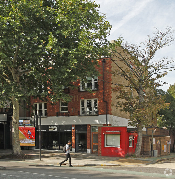 76-78 Chiswick High Rd, London for lease - Primary Photo - Image 1 of 2