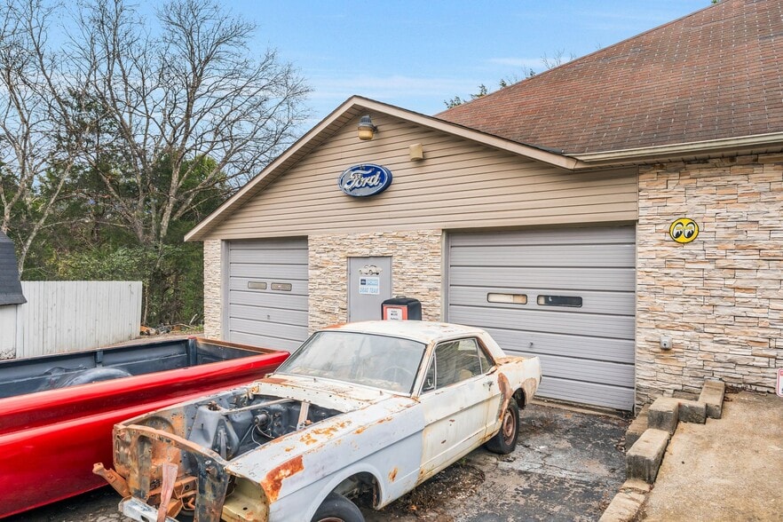 10956 Old Lebanon Rd, Murfreesboro, TN for sale - Building Photo - Image 2 of 16