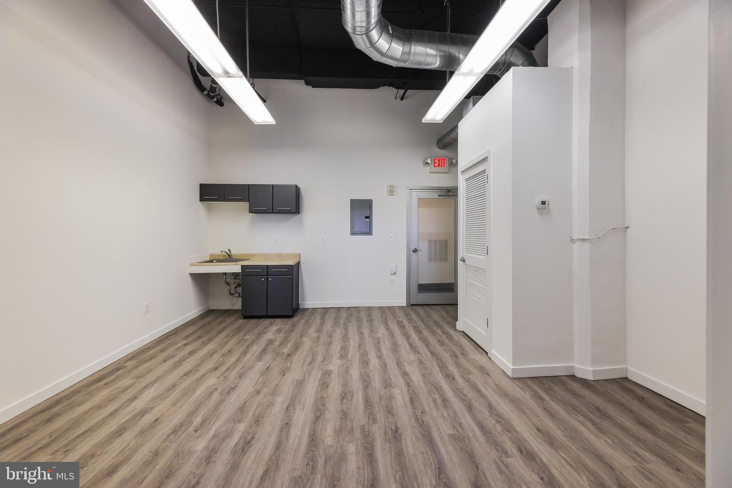 444 N 4th St, Philadelphia, PA for lease Interior Photo- Image 1 of 16