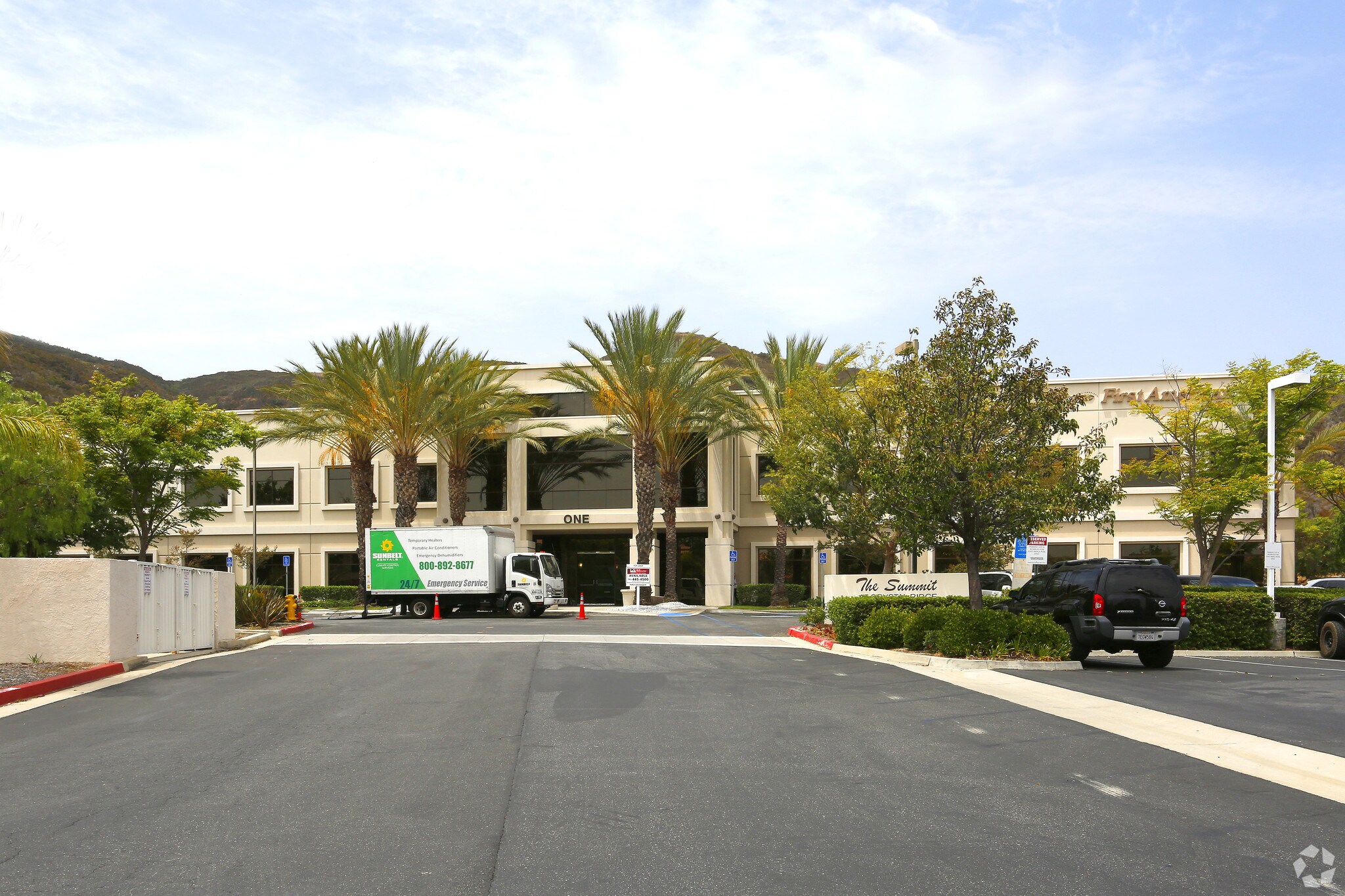 1 Ridgegate, Temecula, CA 92590 Summit Office Building