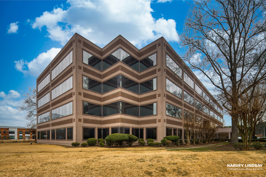 240 Corporate Blvd, Norfolk, VA for lease - Building Photo - Image 3 of 24