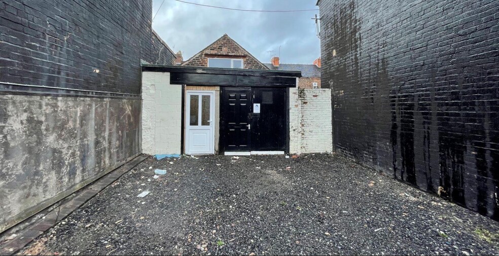 44 Fielding St, Stoke On Trent for sale - Building Photo - Image 1 of 1