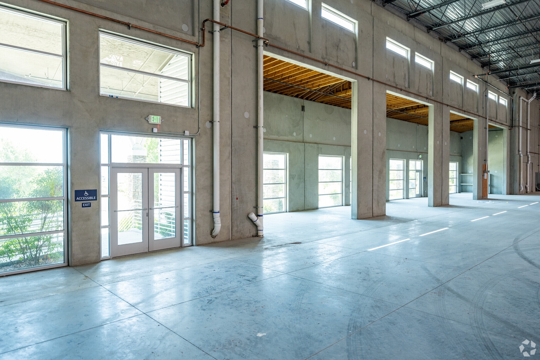 22801 8th St E, Sonoma, CA for lease Interior Photo- Image 1 of 19