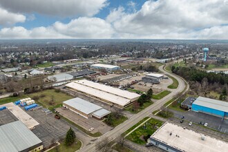 465 Glaspie St, Oxford, MI - AERIAL map view