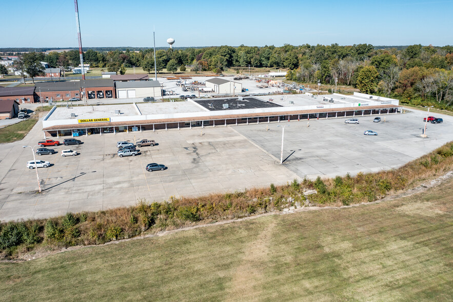 Rte 15 W, Fairfield, IL for lease - Primary Photo - Image 1 of 4