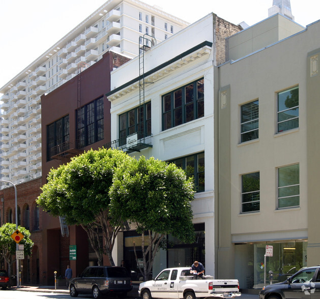 649 Front St, San Francisco, CA for lease - Building Photo - Image 2 of 59