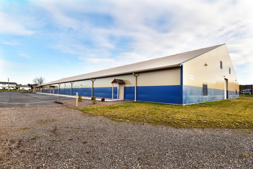 55 Lower Butcher Rd, Ellington, CT for sale - Building Photo - Image 2 of 24