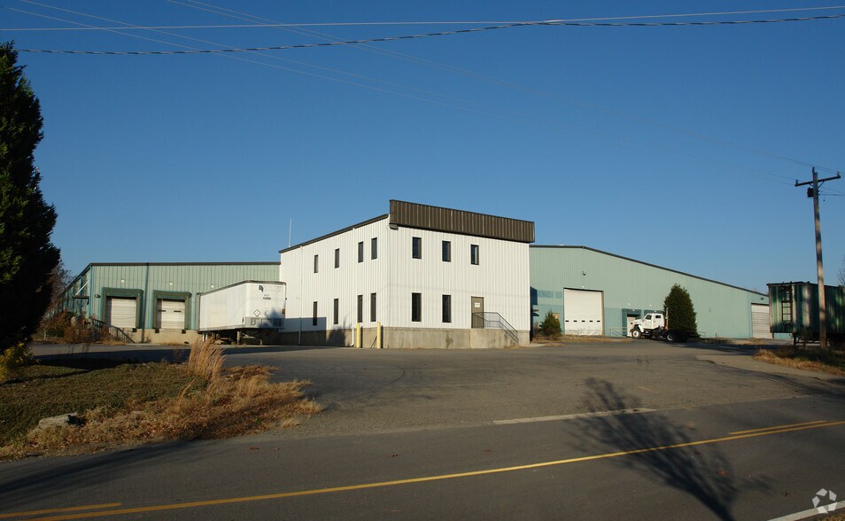 225 Frame Shop Rd, Star, NC for sale - Primary Photo - Image 1 of 1