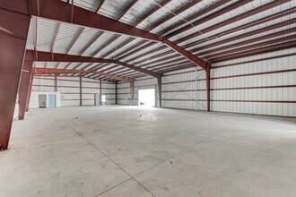 621 NE 1st Ave, Pompano Beach, FL for sale Interior Photo- Image 2 of 3