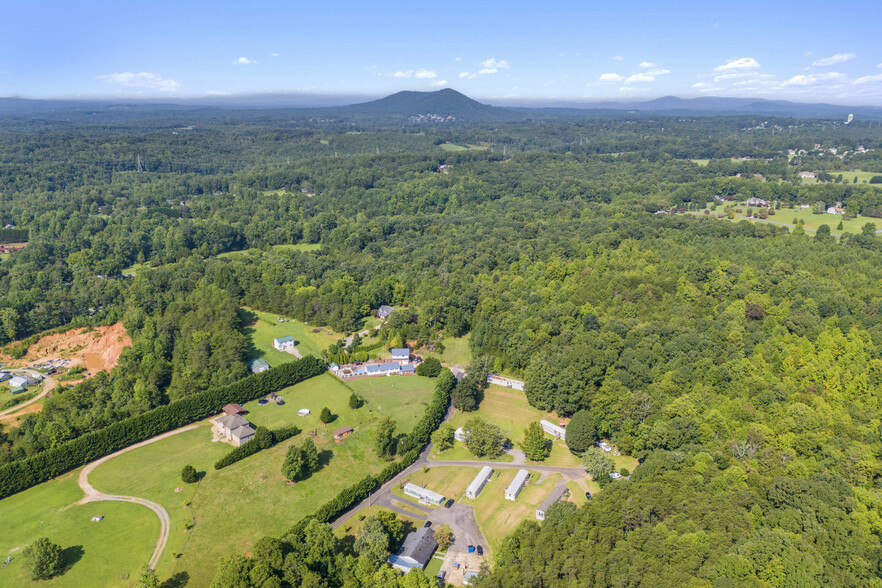 1158 Wagon Wheel Rd, Hickory, NC for sale - Aerial - Image 2 of 36