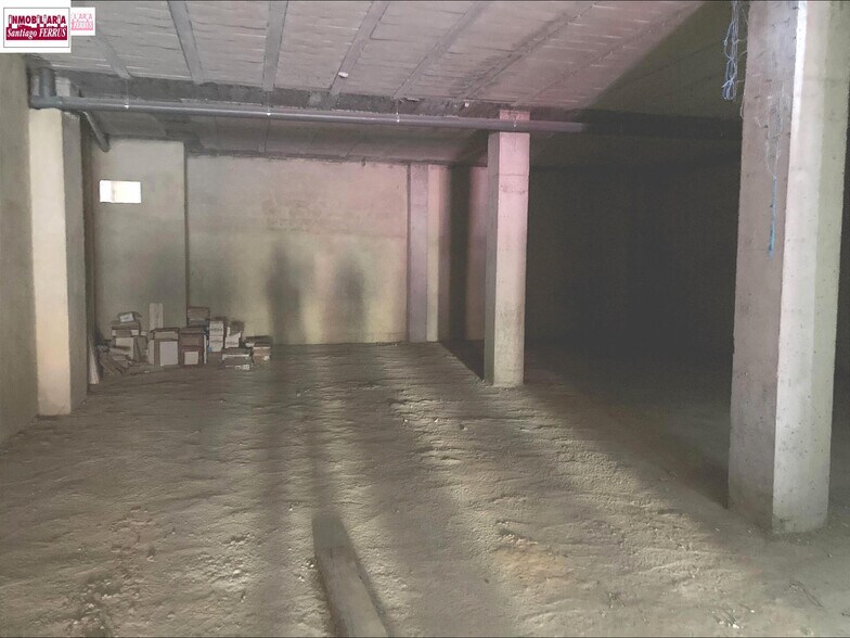 Retail in Almussafes for sale - Building Photo - Image 3 of 6