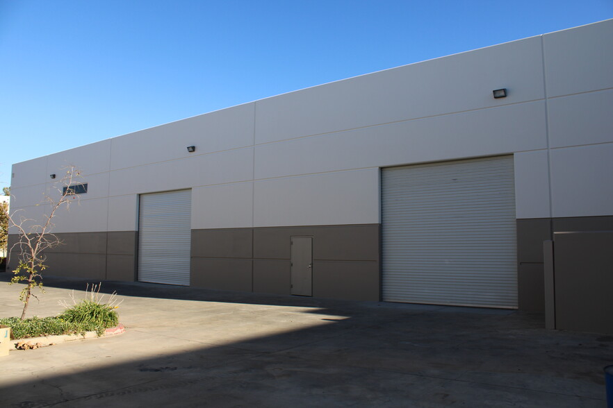 9154 Stellar Ct, Corona, CA for lease - Building Photo - Image 2 of 3